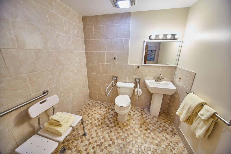 Best Bathroom Accessibility Contractors in Raceland, LA